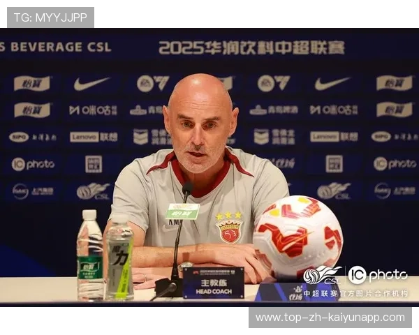 上海海港穆斯卡特带队卫冕,最佳教练归属引热议